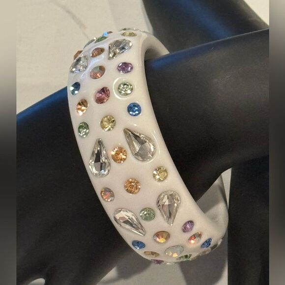 Thalia Sodi White Bangle Bracelet with Multicolored Crystals - Picture 5 of 7